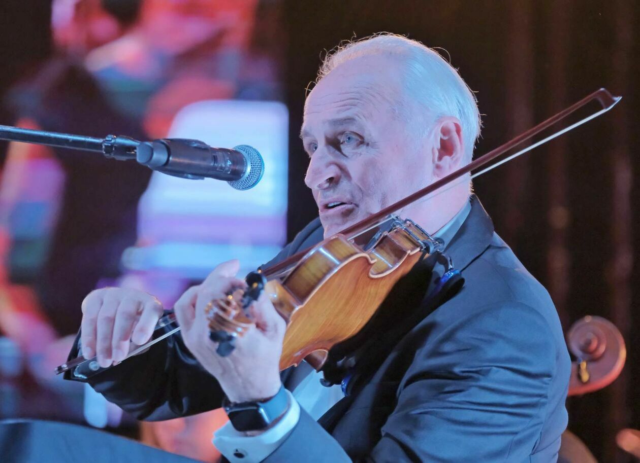  Koncert plenerowy z okazji obchodów Święta Wojska Polskiego (zdjęcie 16) - Autor: DW