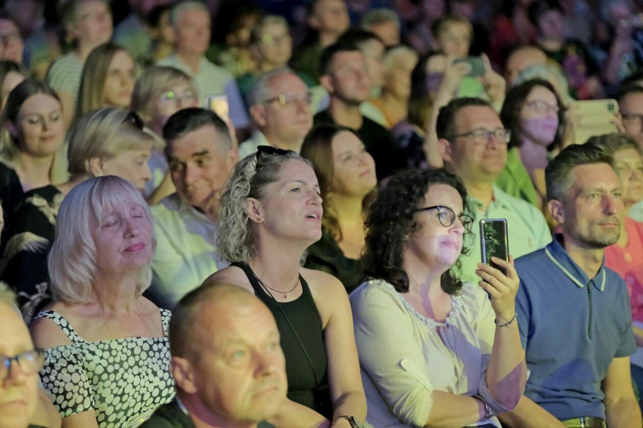  Koncert plenerowy z okazji obchodów Święta Wojska Polskiego (zdjęcie 11) - Autor: DW