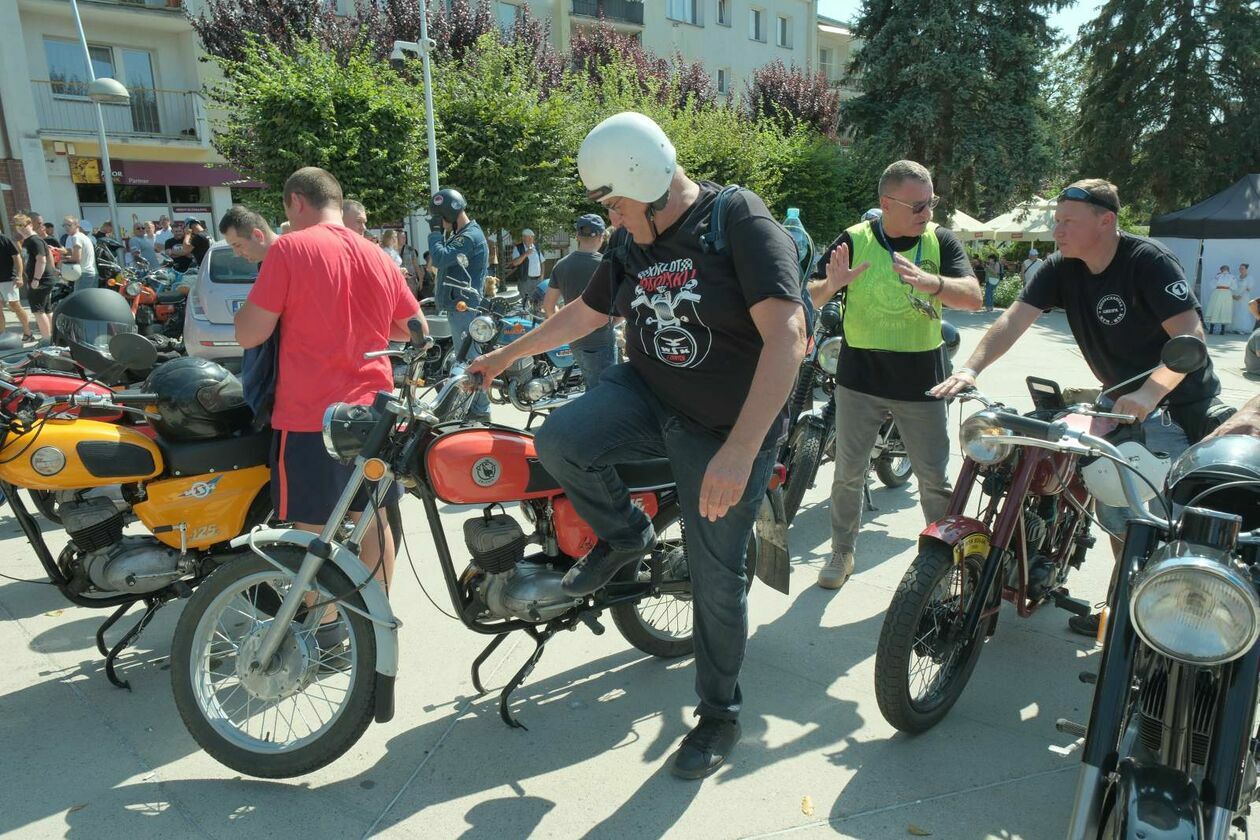  XV zlot motocykli WSK w Świdniku (zdjęcie 56) - Autor: DW