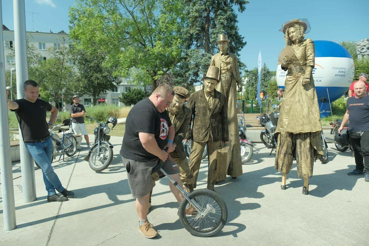  XV zlot motocykli WSK w Świdniku (zdjęcie 43) - Autor: DW