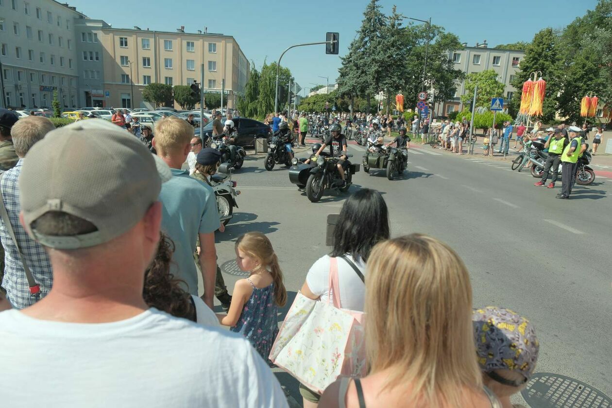  XV zlot motocykli WSK w Świdniku (zdjęcie 32) - Autor: DW