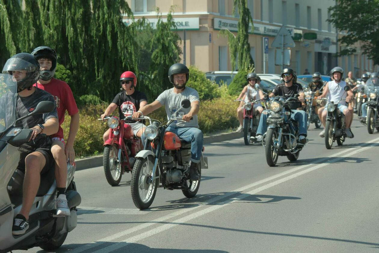  XV zlot motocykli WSK w Świdniku (zdjęcie 9) - Autor: DW