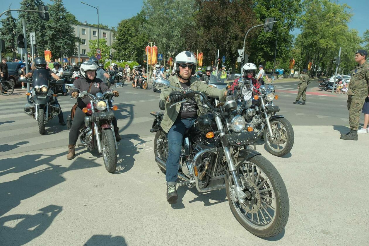  XV zlot motocykli WSK w Świdniku (zdjęcie 33) - Autor: DW