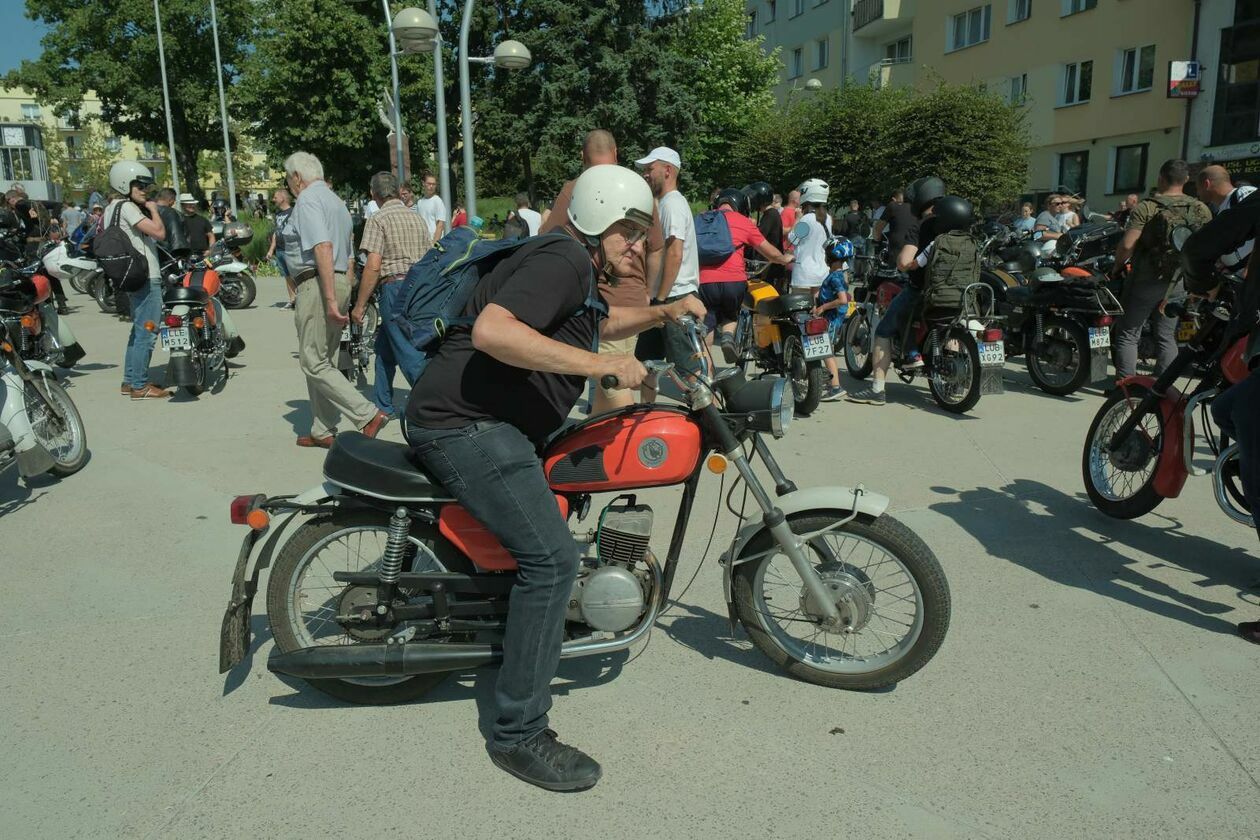  XV zlot motocykli WSK w Świdniku (zdjęcie 58) - Autor: DW