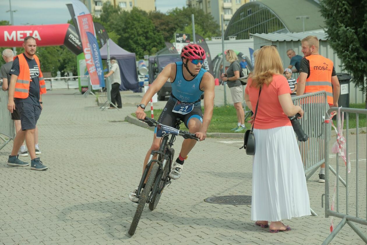  Mateusz Polski zwycięzcą 3. Lubelskiego Duathlonu im. Jerzego Hillera. (zdjęcie 29) - Autor: DW