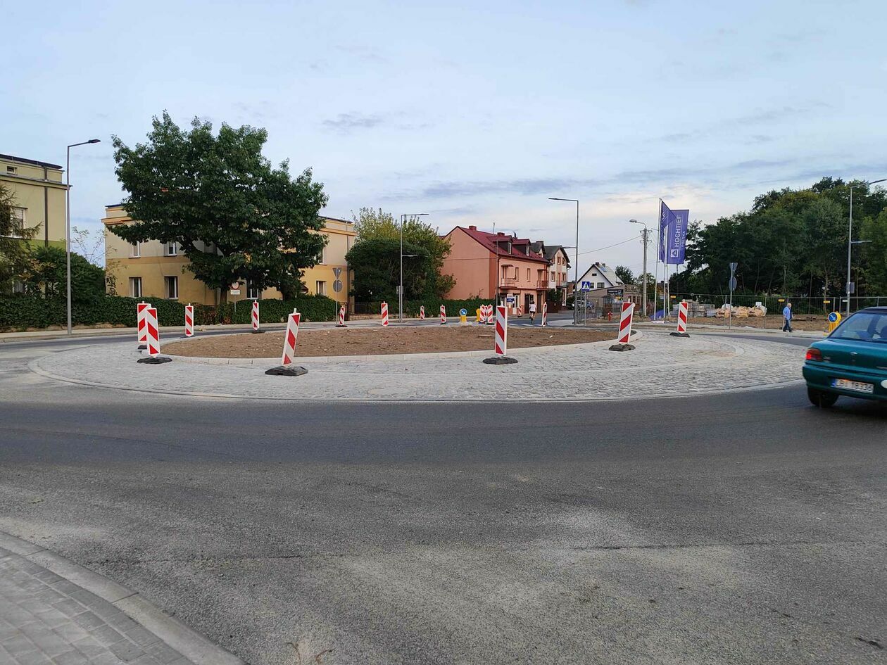  Rondo przy Karuzeli w Białej Podlaskiej  (zdjęcie 4) - Autor: Ewelina Burda