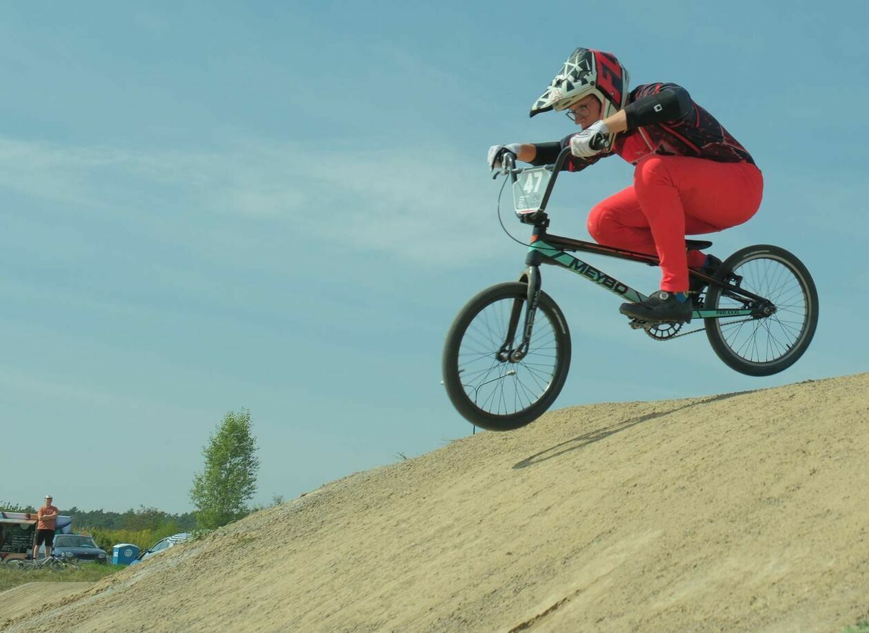   Mistrzostwa Polski BMX Racing w lubelskim bikeparku przy ul. Janowskiej 74 (zdjęcie 28) - Autor: DW