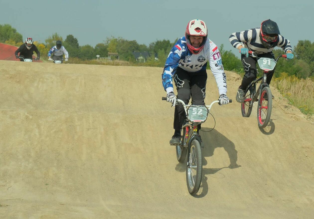   Mistrzostwa Polski BMX Racing w lubelskim bikeparku przy ul. Janowskiej 74 (zdjęcie 32) - Autor: DW