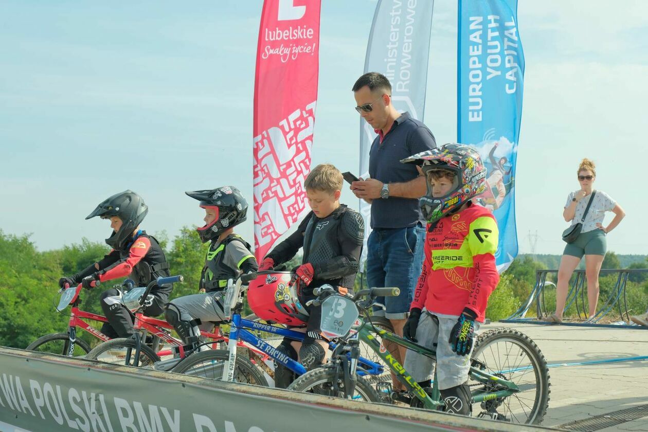   Mistrzostwa Polski BMX Racing w lubelskim bikeparku przy ul. Janowskiej 74 (zdjęcie 12) - Autor: DW