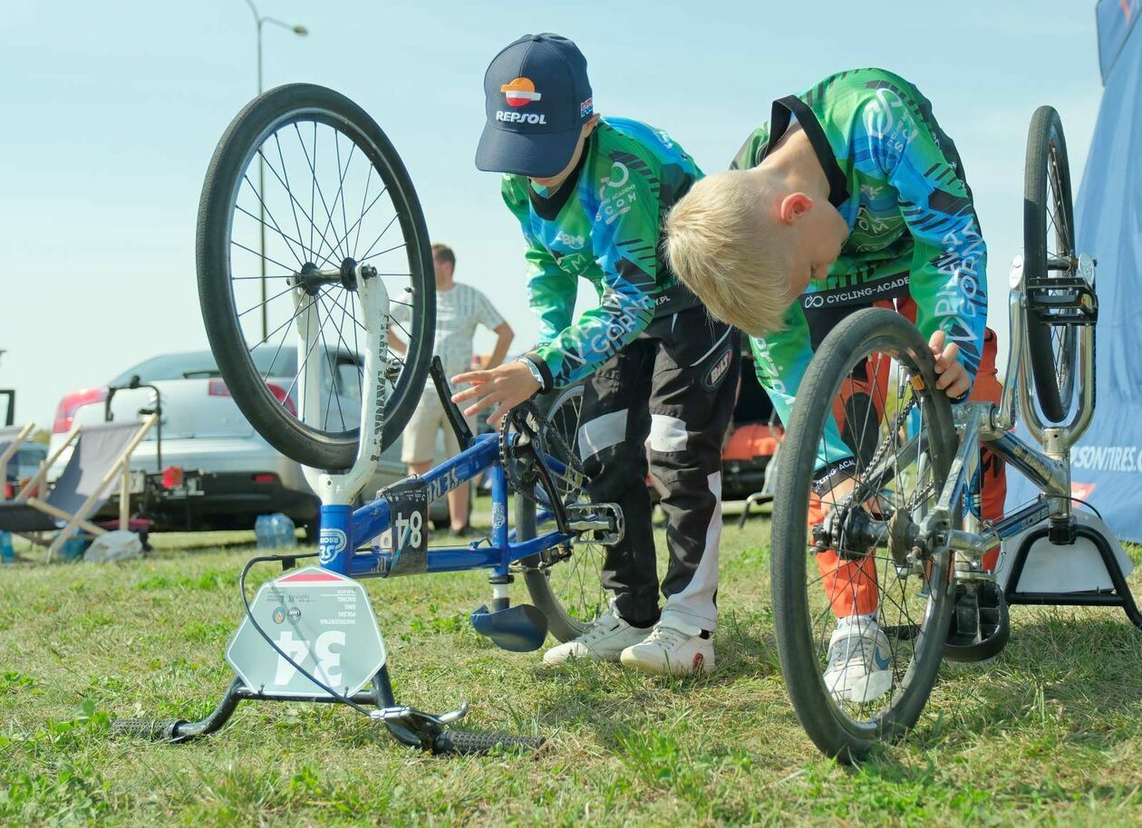   Mistrzostwa Polski BMX Racing w lubelskim bikeparku przy ul. Janowskiej 74 (zdjęcie 5) - Autor: DW