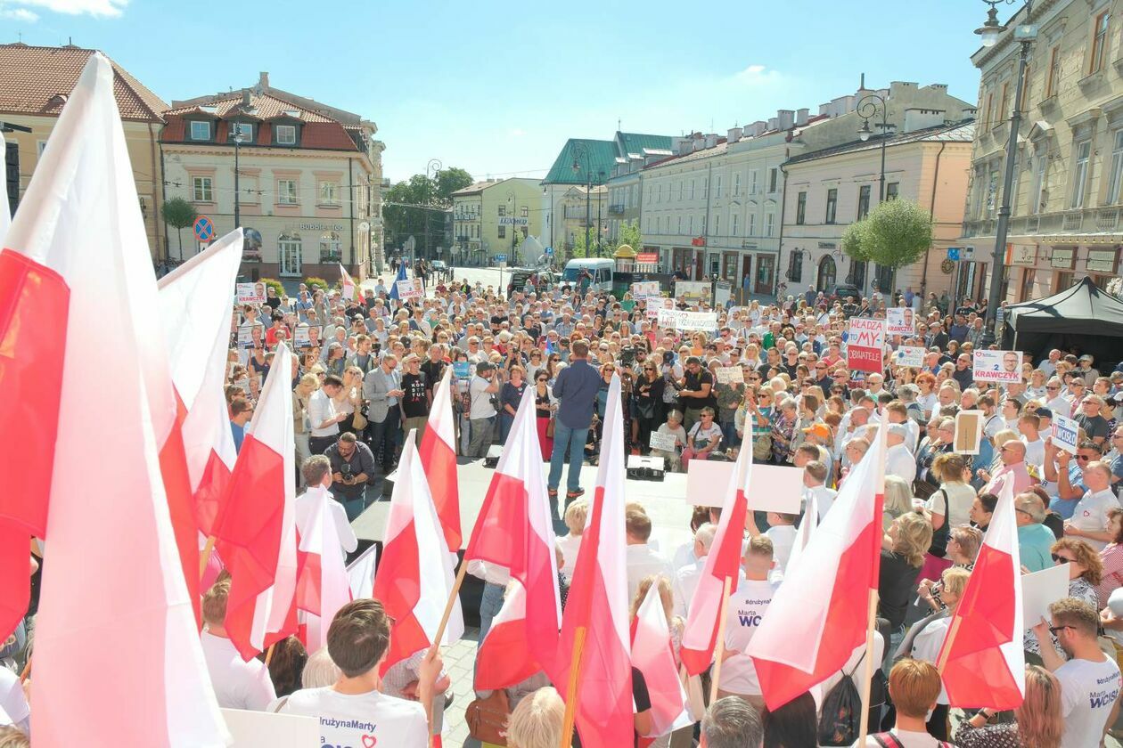  Otwarte spotkanie mieszkańców z Rafałem Trzaskowskim (zdjęcie 19) - Autor: DW