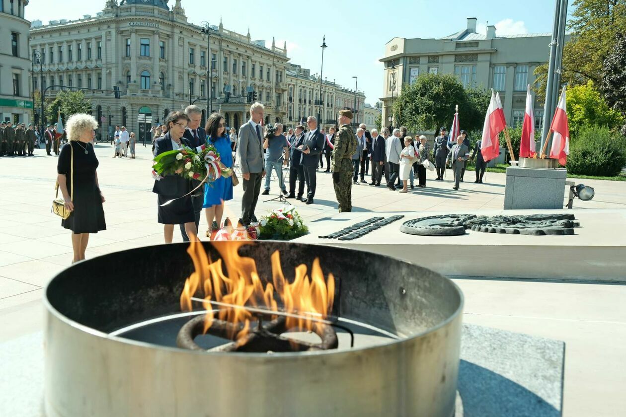  84. rocznica agresji ZSRR na Polską oraz Światowy Dzień Sybiraka w Lublinie (zdjęcie 14) - Autor: DW