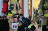 V Mistrzostwa Polski Strażaków w Biegu po Schodach – Wieżowiec 2023 (zdjęcie 4)