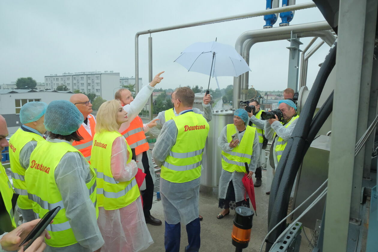  Nowa linia produkcyjna przecieru pomidorowego w firnie Dawtona, zakład w Milejowie  (zdjęcie 6) - Autor: DW