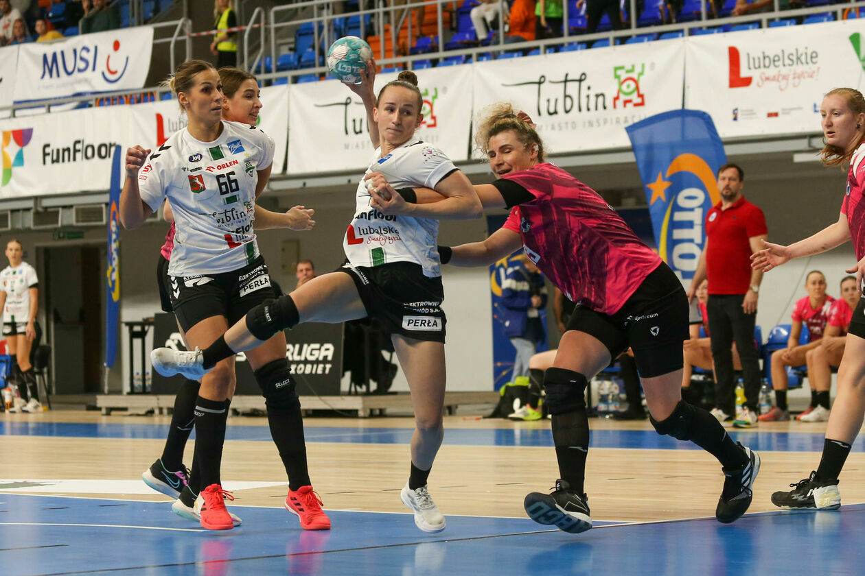  MKS FunFloor Lublin – Handball JKS Jarosław  (zdjęcie 21) - Autor: Wojciech Szubartowski