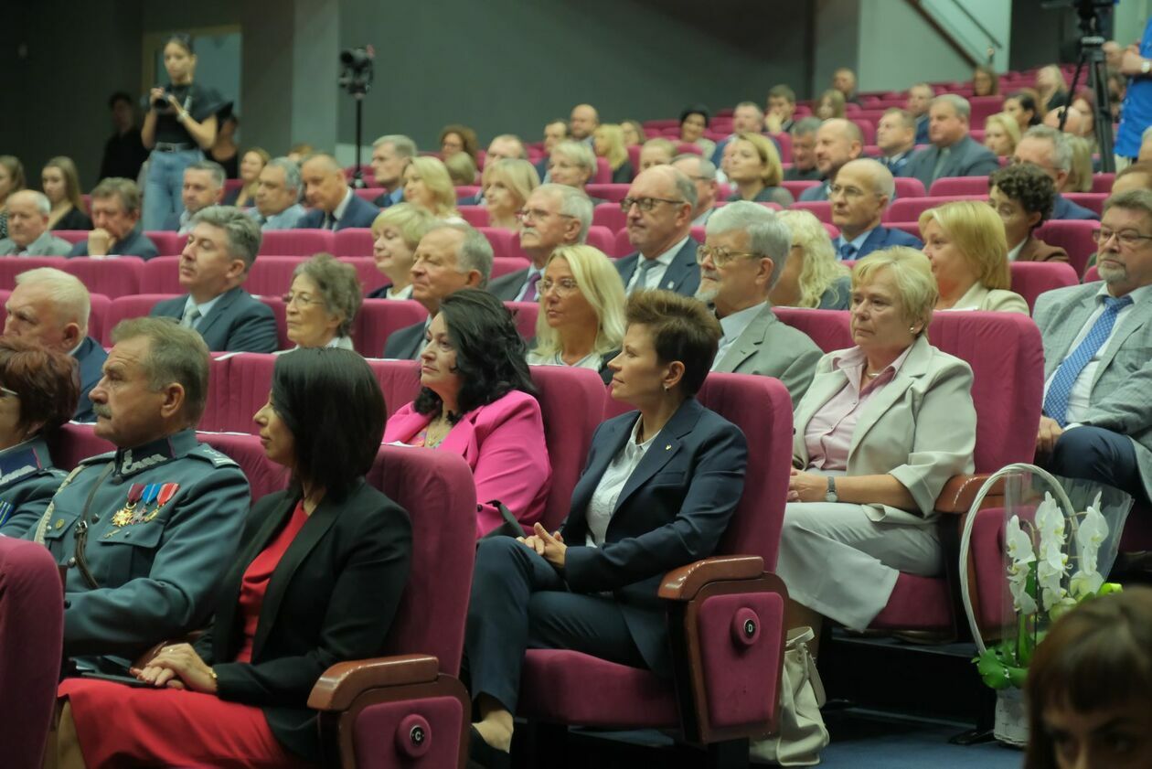  Inauguracja roku akademickiego na Uniwersytecie Przyrodniczym (zdjęcie 5) - Autor: DW