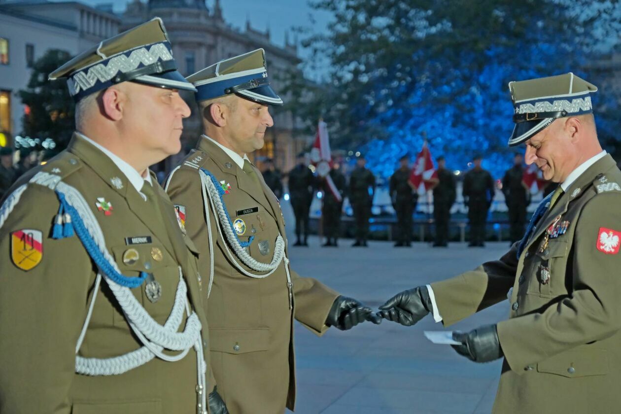  Obchody święta 19. Lubelskiej Brygady Zmechanizowanej im. gen. dyw. Franciszka Kleeberga (zdjęcie 1) - Autor: DW