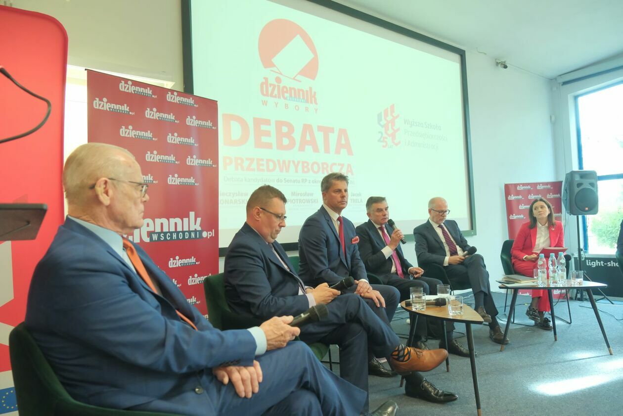  Debata kandydatów na senatorów w lubelskiej WSPA (zdjęcie 19) - Autor: DW