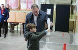 Biała Podlaska. Poseł Dariusz Stefaniuk i senator Grzegorz Bierecki głosują  (zdjęcie 4)