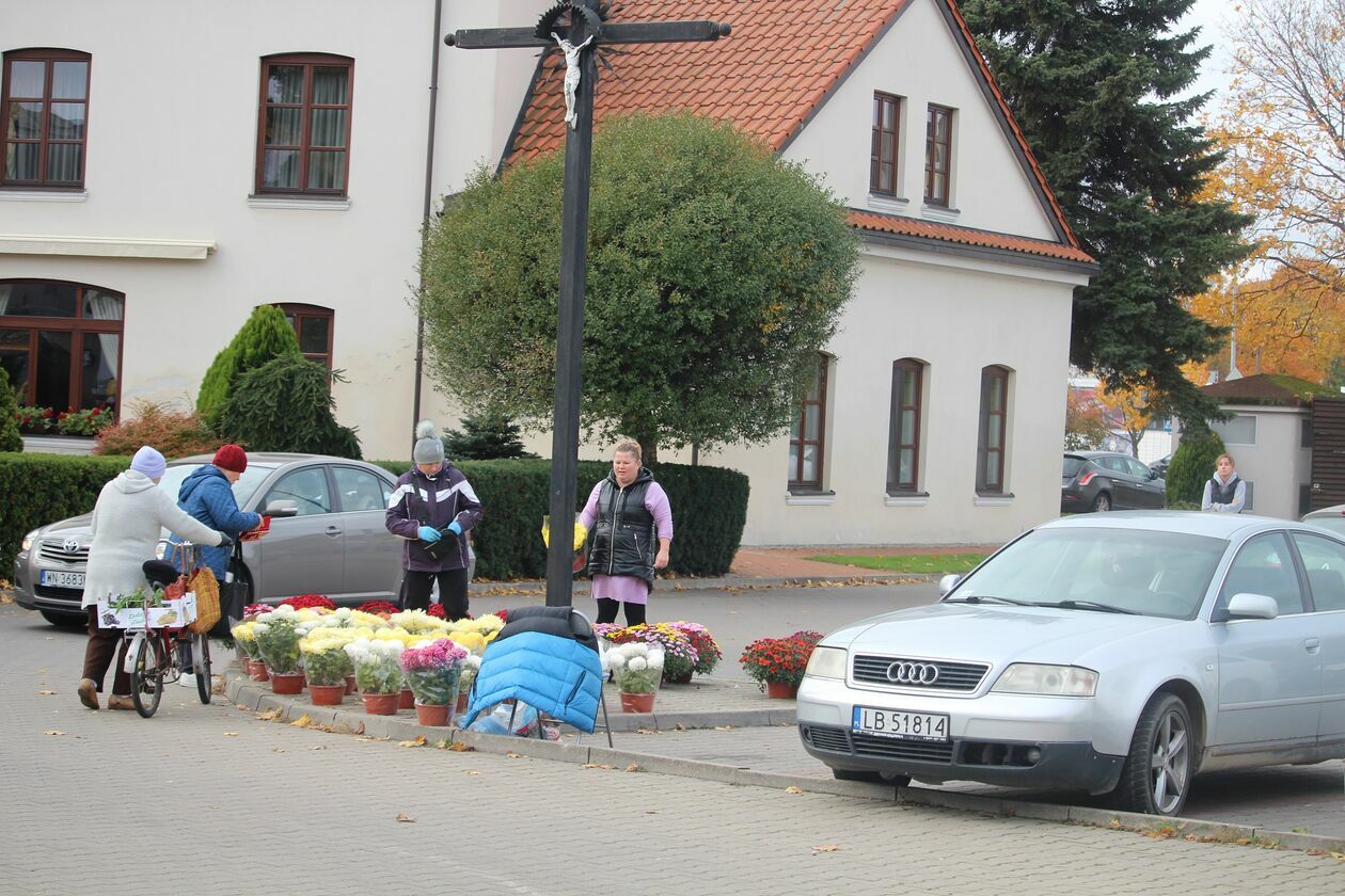  Cmentarz parafialny w Białej Podlaskiej  (zdjęcie 2) - Autor: Ewelina Burda