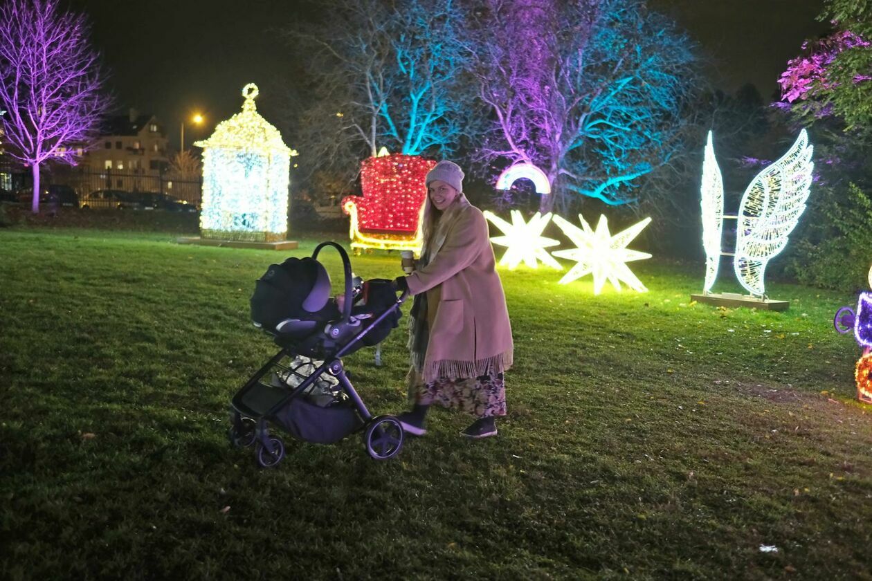  Park Lumina znowu rozświetlił Ogród Botaniczny UMCS (zdjęcie 29) - Autor: DW