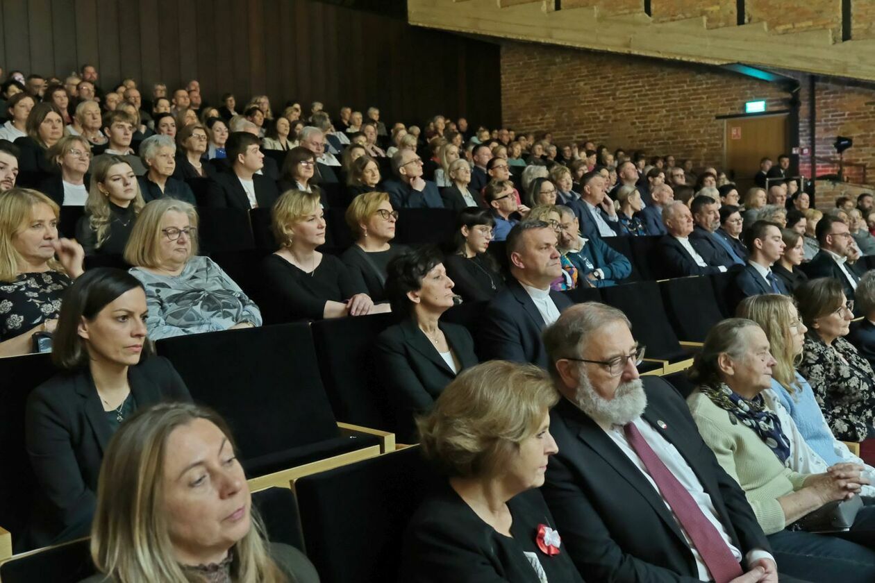  Narodowy Koncert Listopadowy w Filharmonii Lubelskiej (zdjęcie 24) - Autor: DW