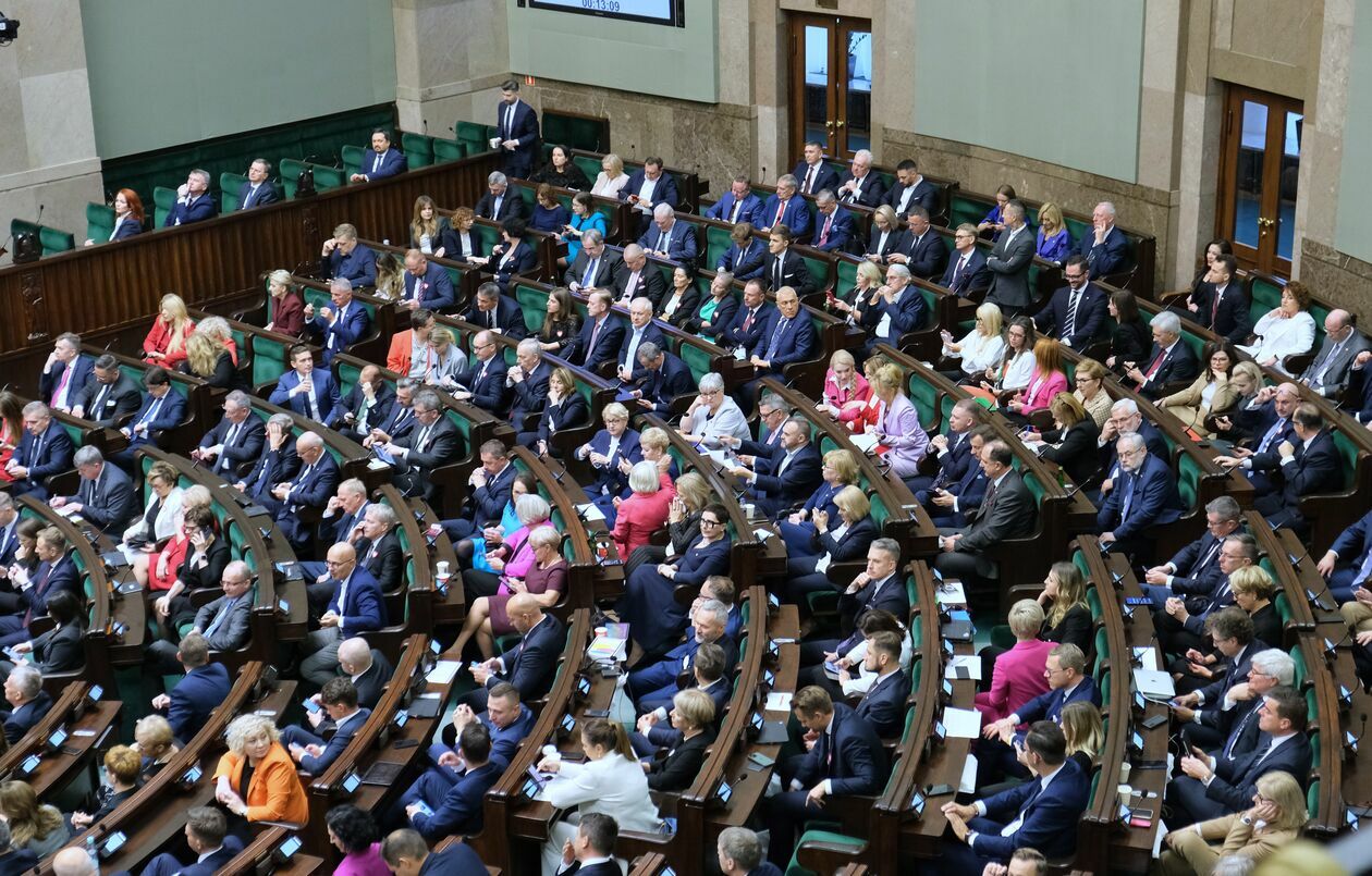  Pierwsze posiedzenie Sejmu  (zdjęcie 8) - Autor: BAS