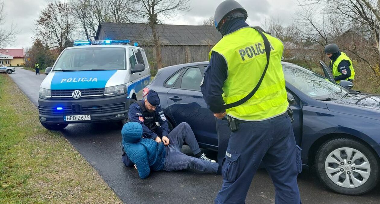  Ćwiczenia policyjne  - Autor: Policja Zamość