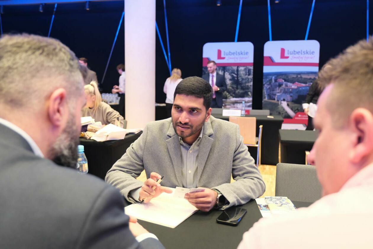  Spotkanie z przedsiębiorcami ze Zjednoczonych Emiratów Arabskich w LCK (zdjęcie 4) - Autor: DW