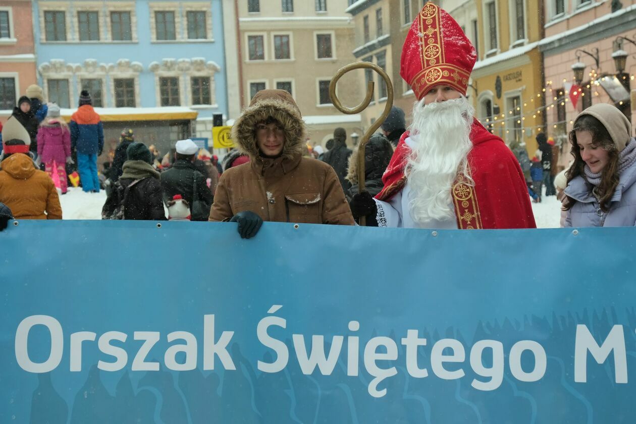  Orszak Świętego Mikołaja przeszedł ulicami Lublina (zdjęcie 1) - Autor: DW