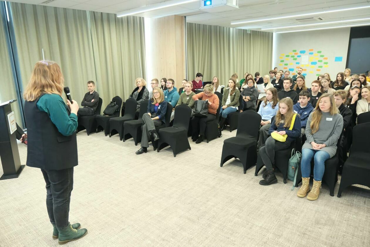  Konferencja pt. Akademia Miasto – Wspólnie tworzymy edukację obywatelską w Lublinie (zdjęcie 2) - Autor: DW
