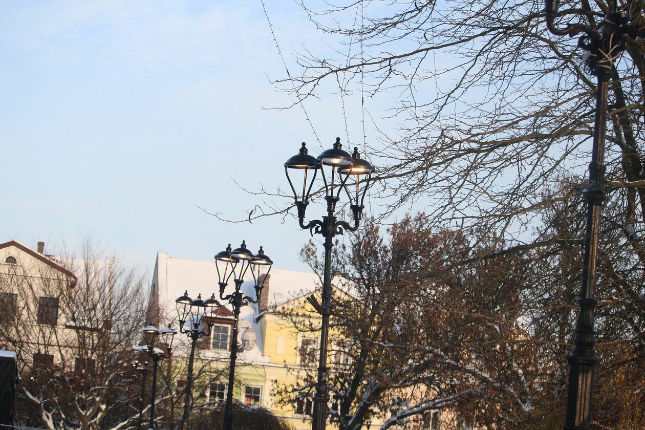  Nowy lampy na placu Wolności w Białej Podlaskiej   - Autor: Ewelina Burda