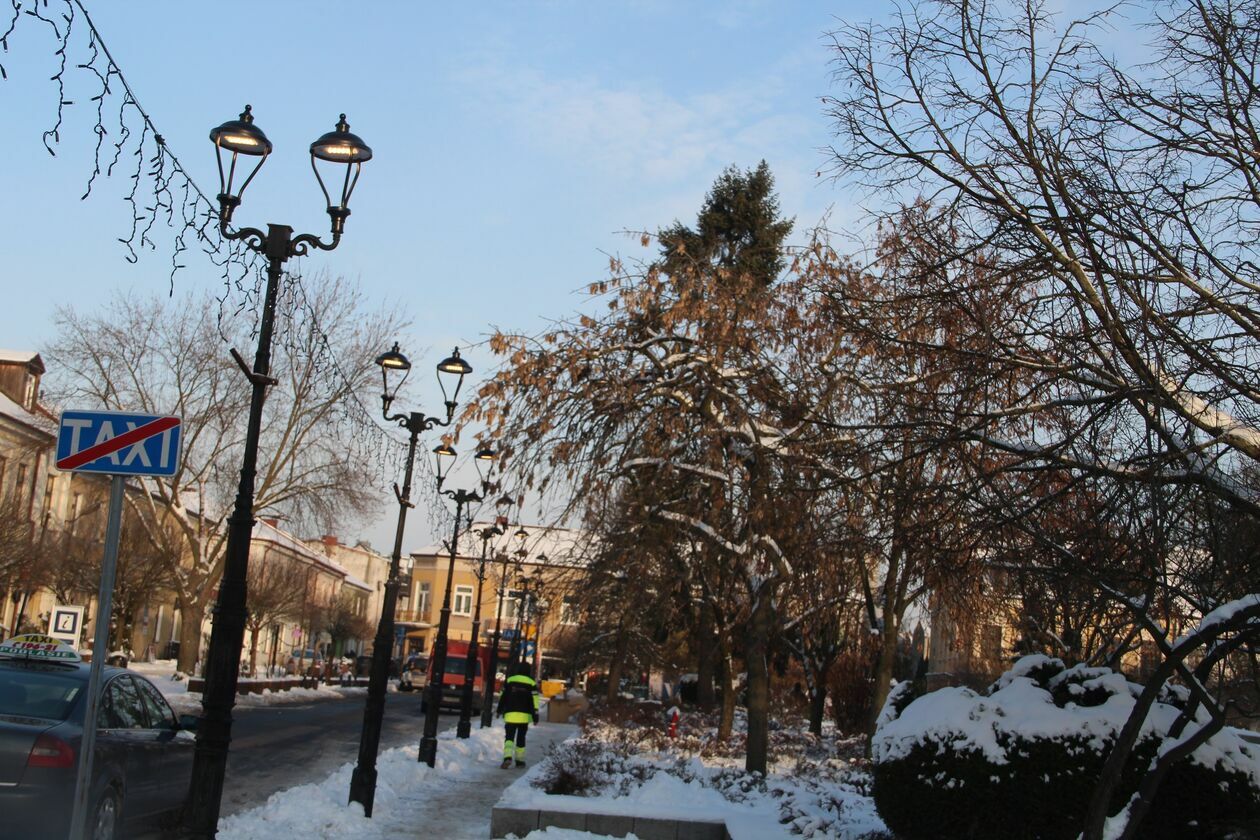 Nowy lampy na placu Wolności w Białej Podlaskiej  - Autor: Ewelina Burda