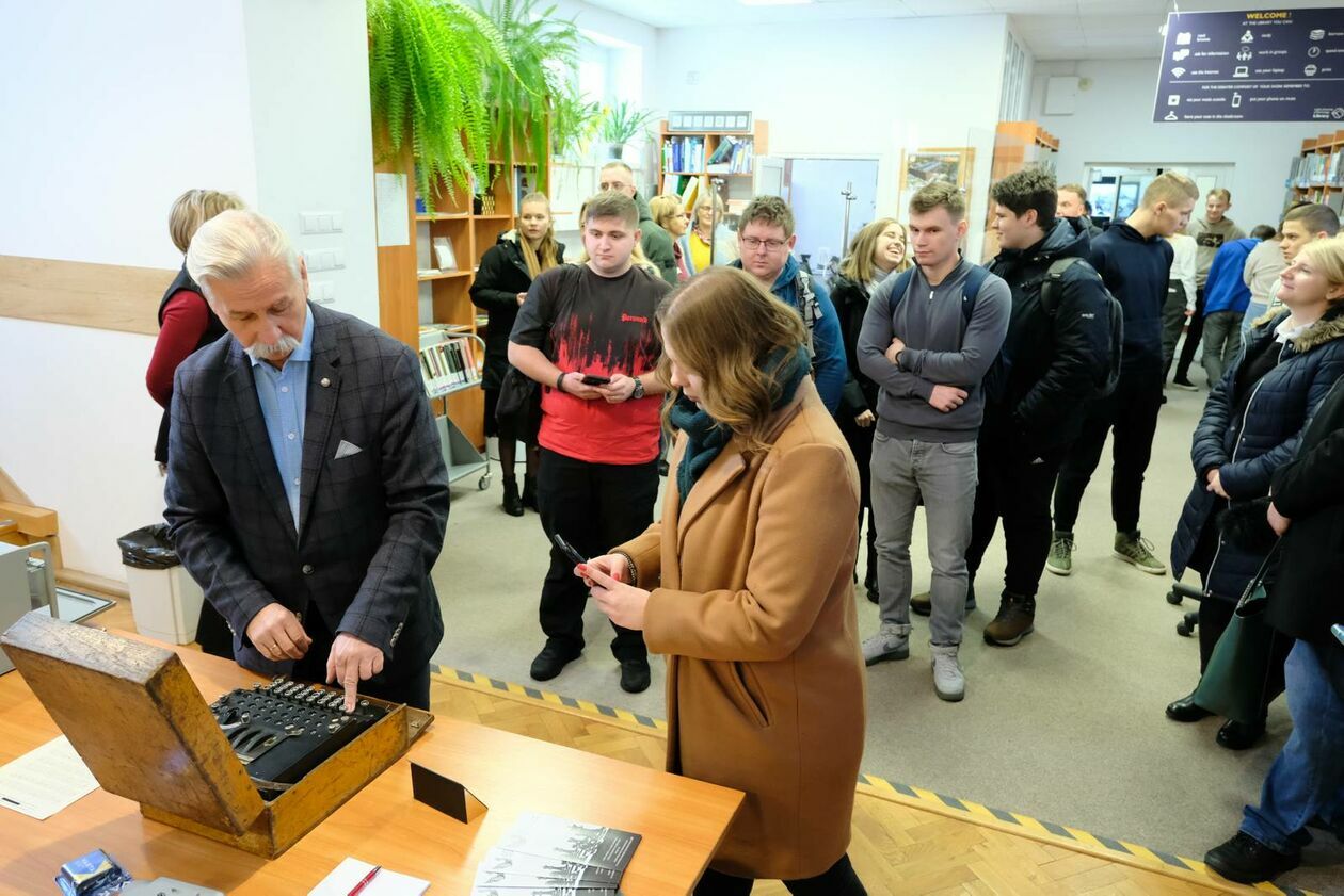  Enigma na politechnice (zdjęcie 5) - Autor: DW