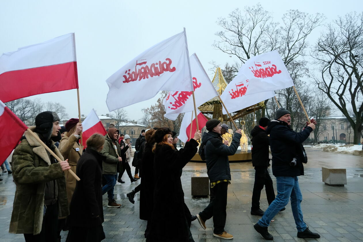  Rekonstrukcja wprowadzenia stanu wojennego (zdjęcie 45) - Autor: DW