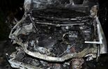 31-latek podpalił samochód jednego z domowników (zdjęcie 3)