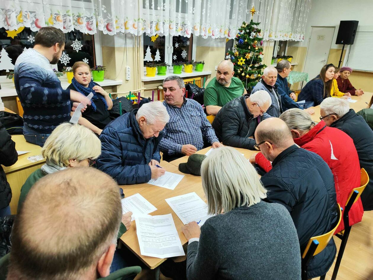  Spotkanie starosty bialskiego z mieszkańcami Międzyrzeca Podlaskiego  (zdjęcie 4) - Autor: Ewelina Burda