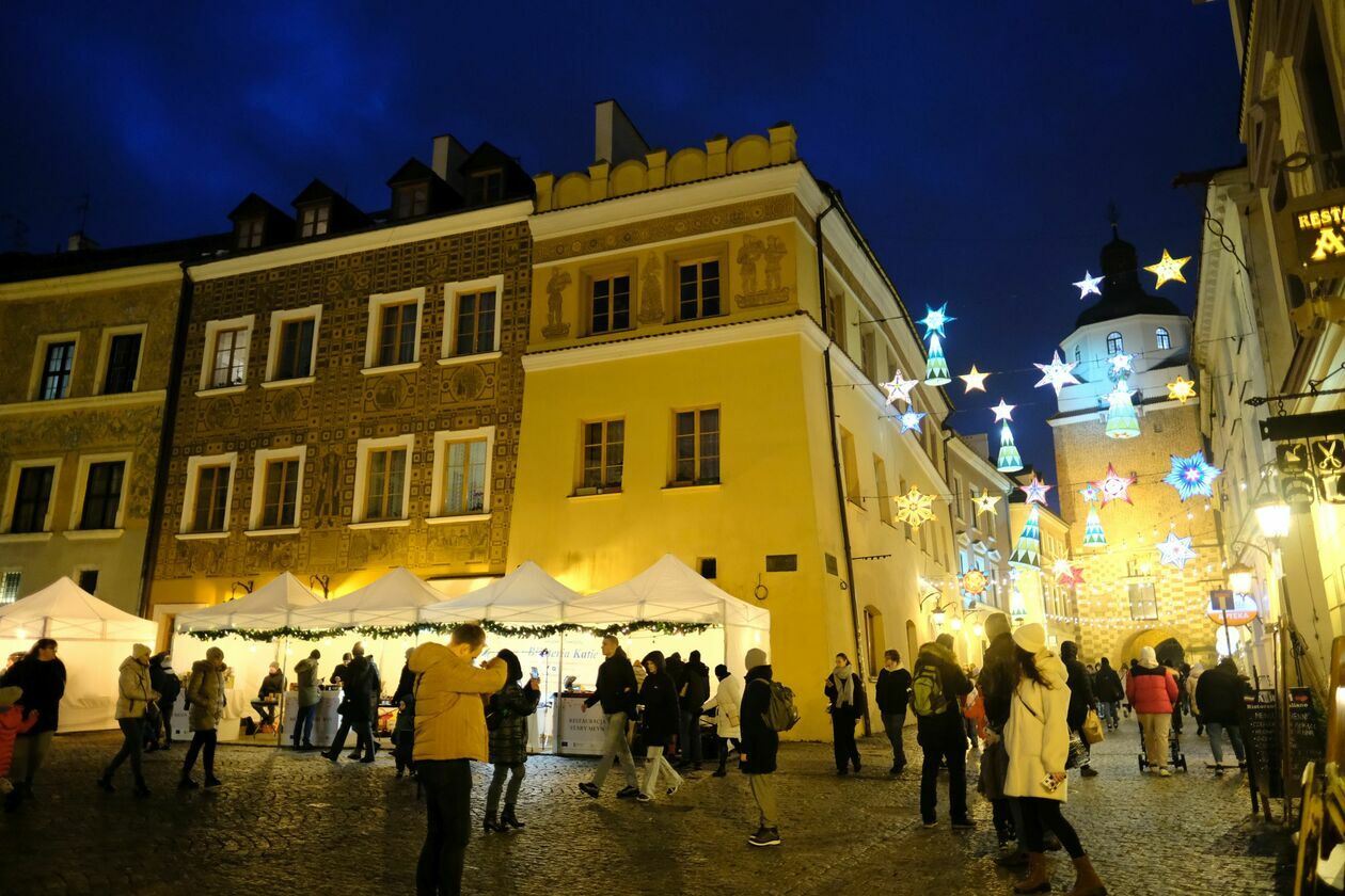  Jarmark Bożonarodzeniowy na Rynku Starego Miasta w Lublinie (zdjęcie 14) - Autor: DW