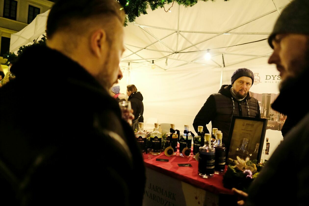  Jarmark Bożonarodzeniowy na Rynku Starego Miasta w Lublinie (zdjęcie 21) - Autor: DW