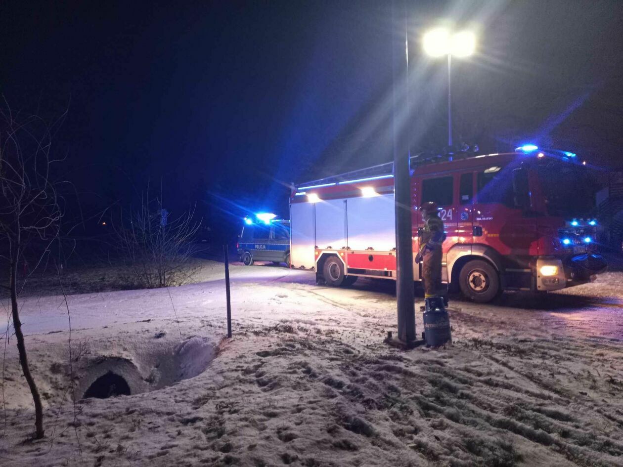  Pożar przyczepy kempingowej  - Autor: OSP KSRG Trzeszkowice/fb