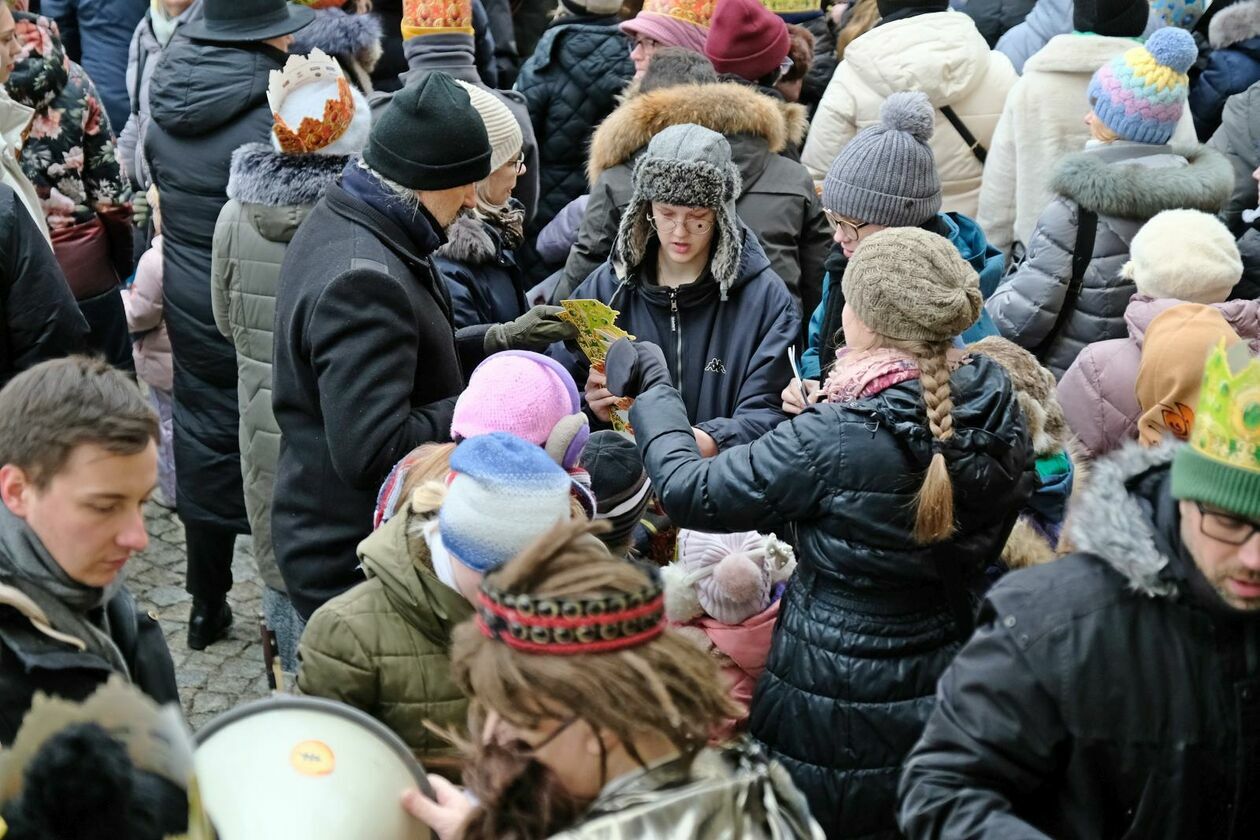  Orszak Trzech Króli przeszedł ulicami Lublina (zdjęcie 8) - Autor: DW