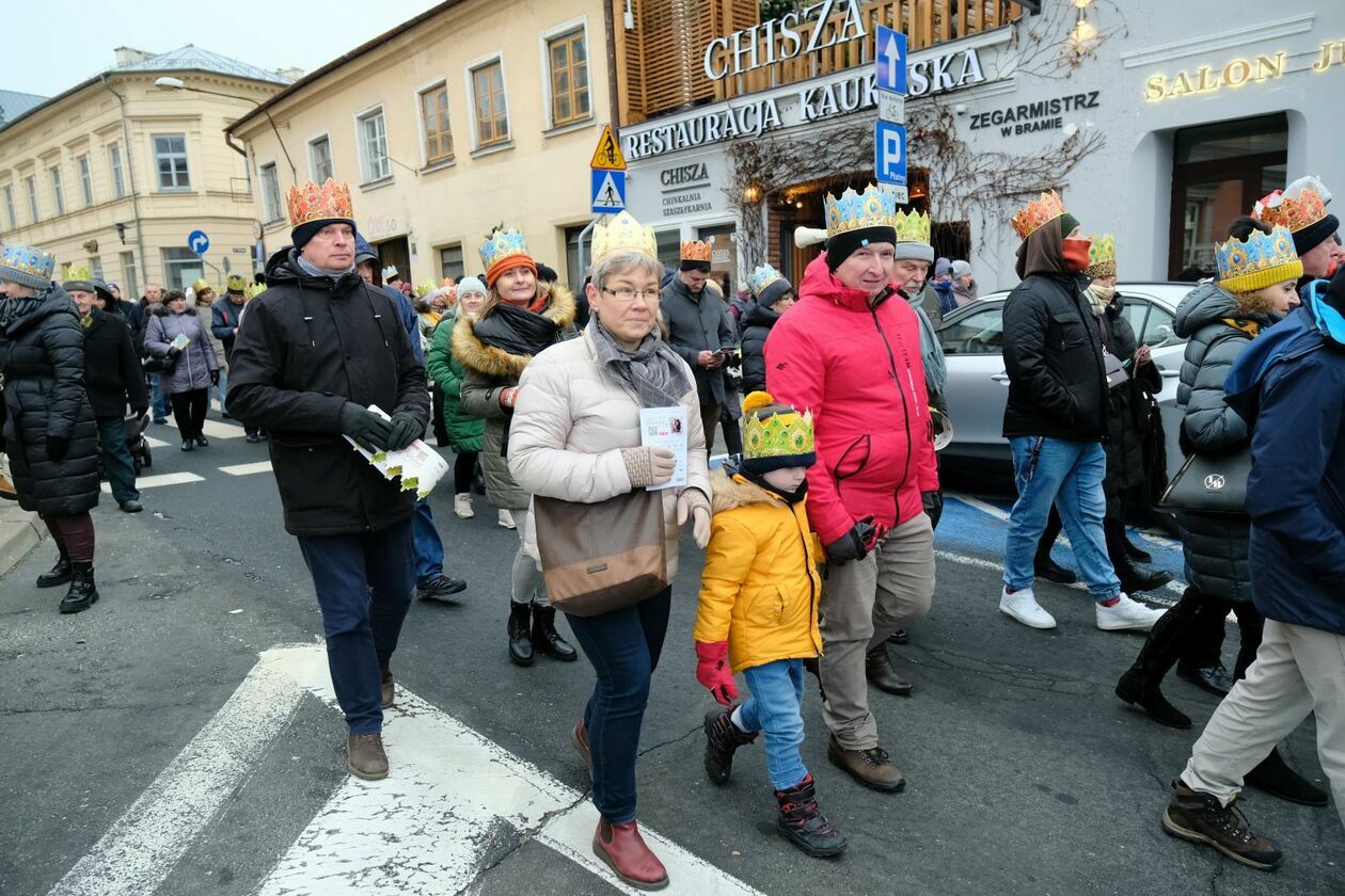  Orszak Trzech Króli przeszedł ulicami Lublina  - Autor: DW