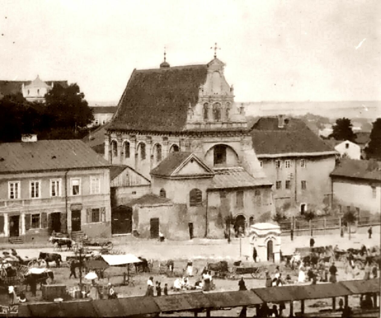  <p>Klasztor i kosciol Karmelit&oacute;w Bosych św. J&oacute;zefa Oblubieńca Najświętszej Maryi Panny w Lublinie.</p>