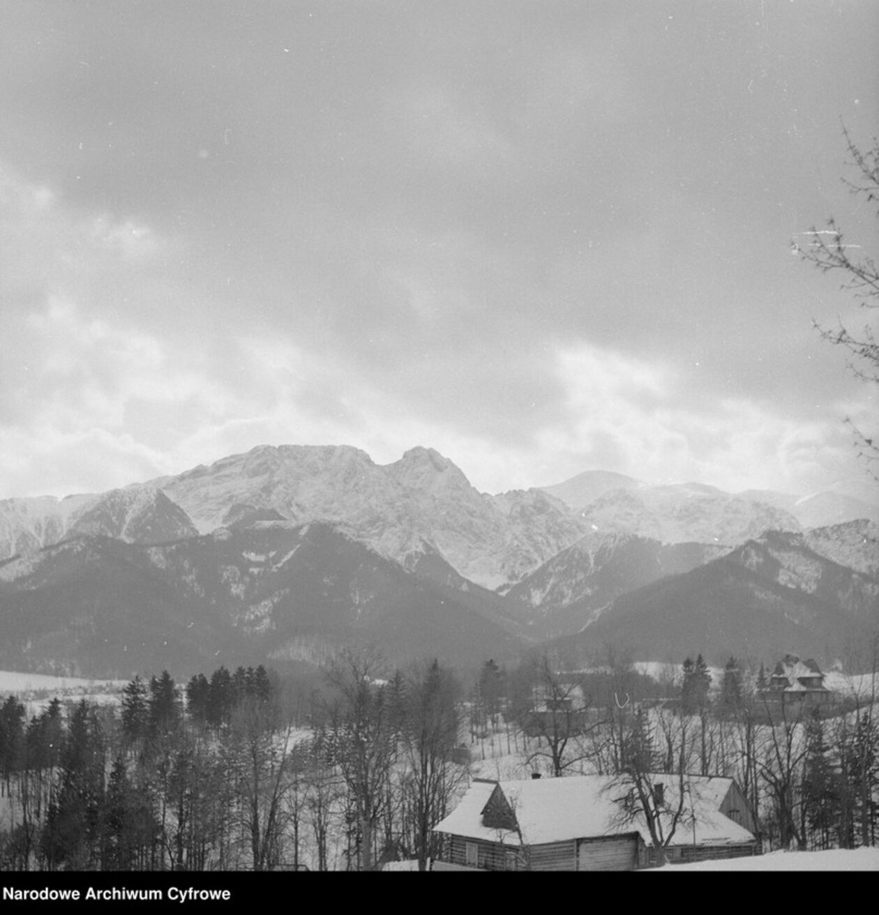  <p>Giewont widziany ze stoku Gubał&oacute;wki.</p>