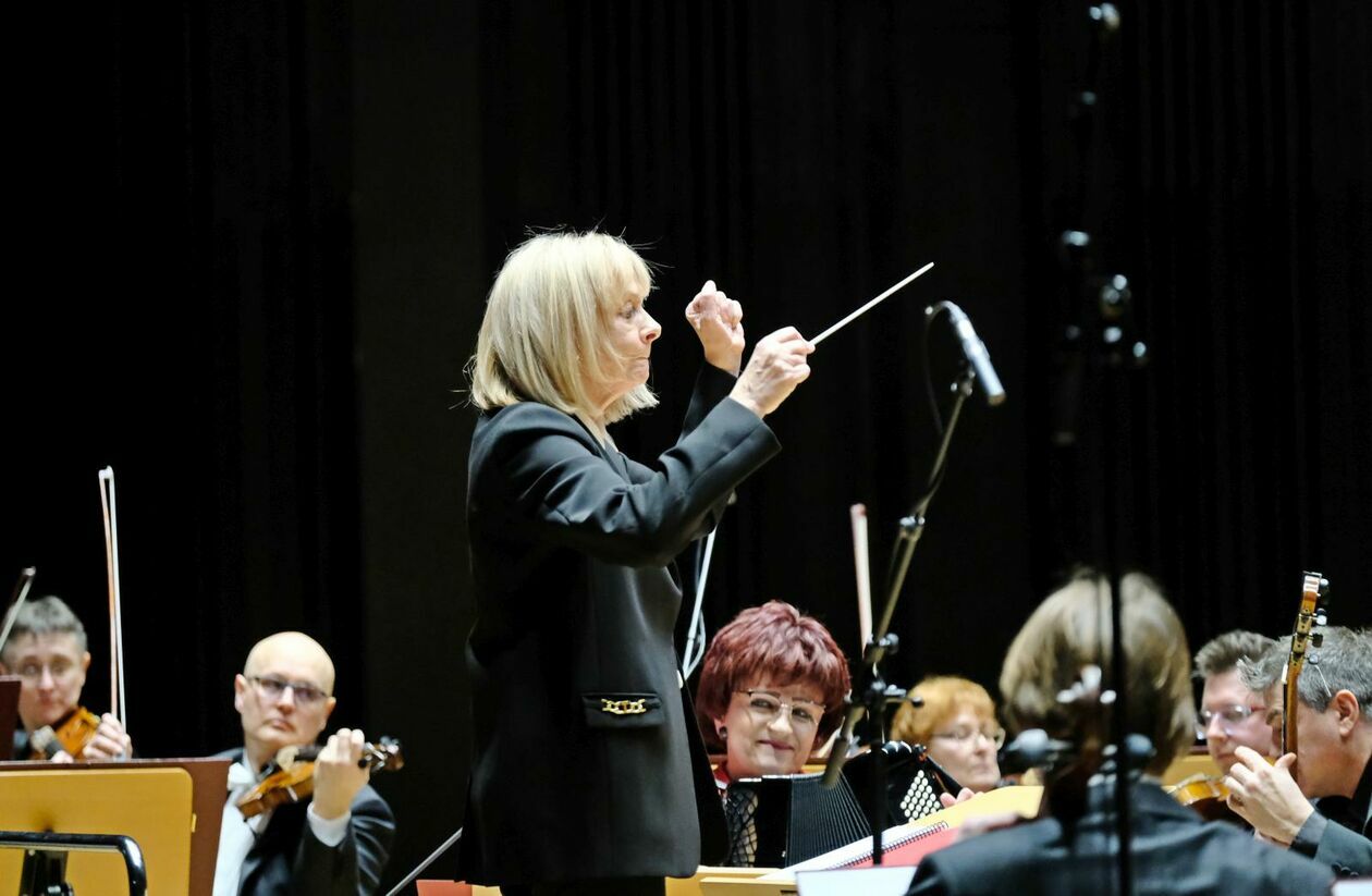 Filharmonia - koncert symfoniczny z okazji 80-lecia UMCS - Autor: DW