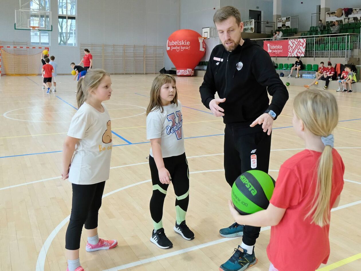 Start Lublin Basket School: ferie z koszykówką (zdjęcie 12) - Autor: DW