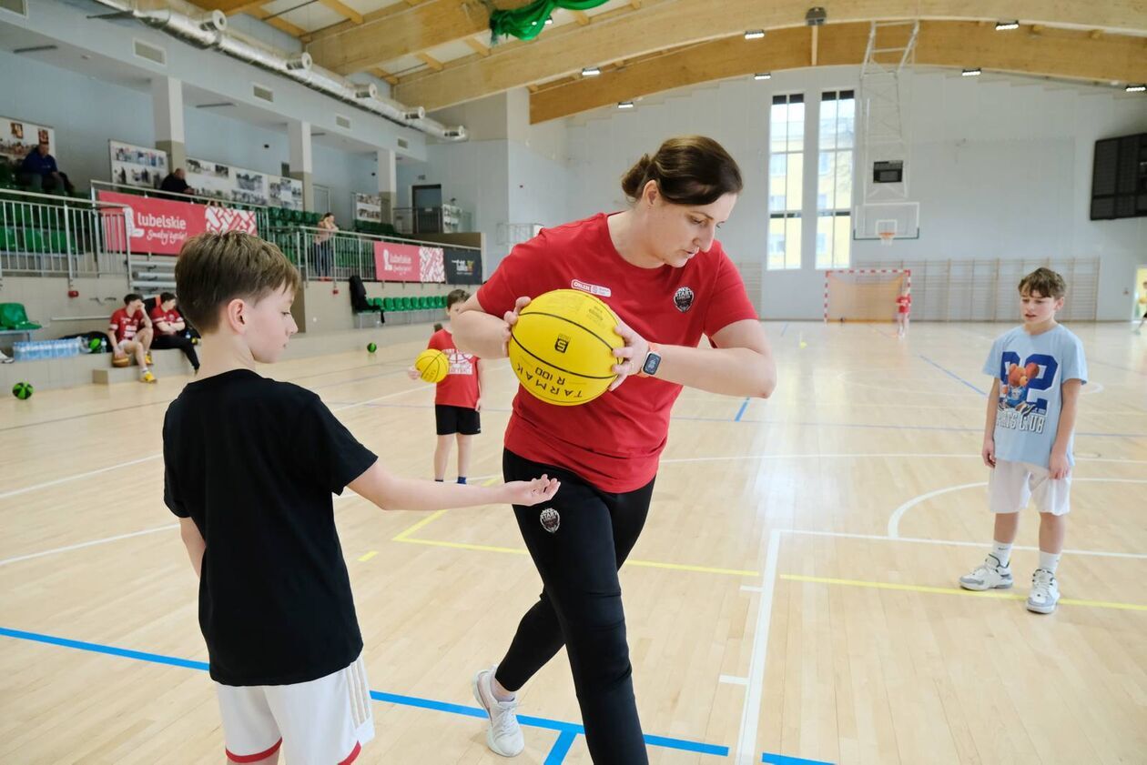  Start Lublin Basket School: ferie z koszykówką (zdjęcie 23) - Autor: DW