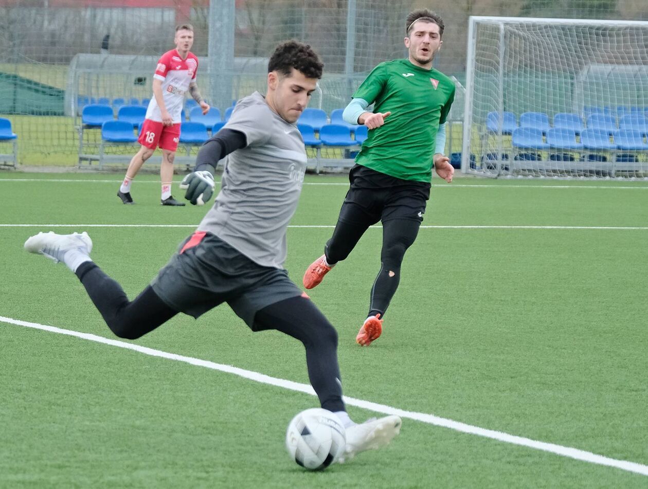  Lublinianka vs Gryf Zamość: sparing na bocznym boisku Areny Lublin (zdjęcie 13) - Autor: DW