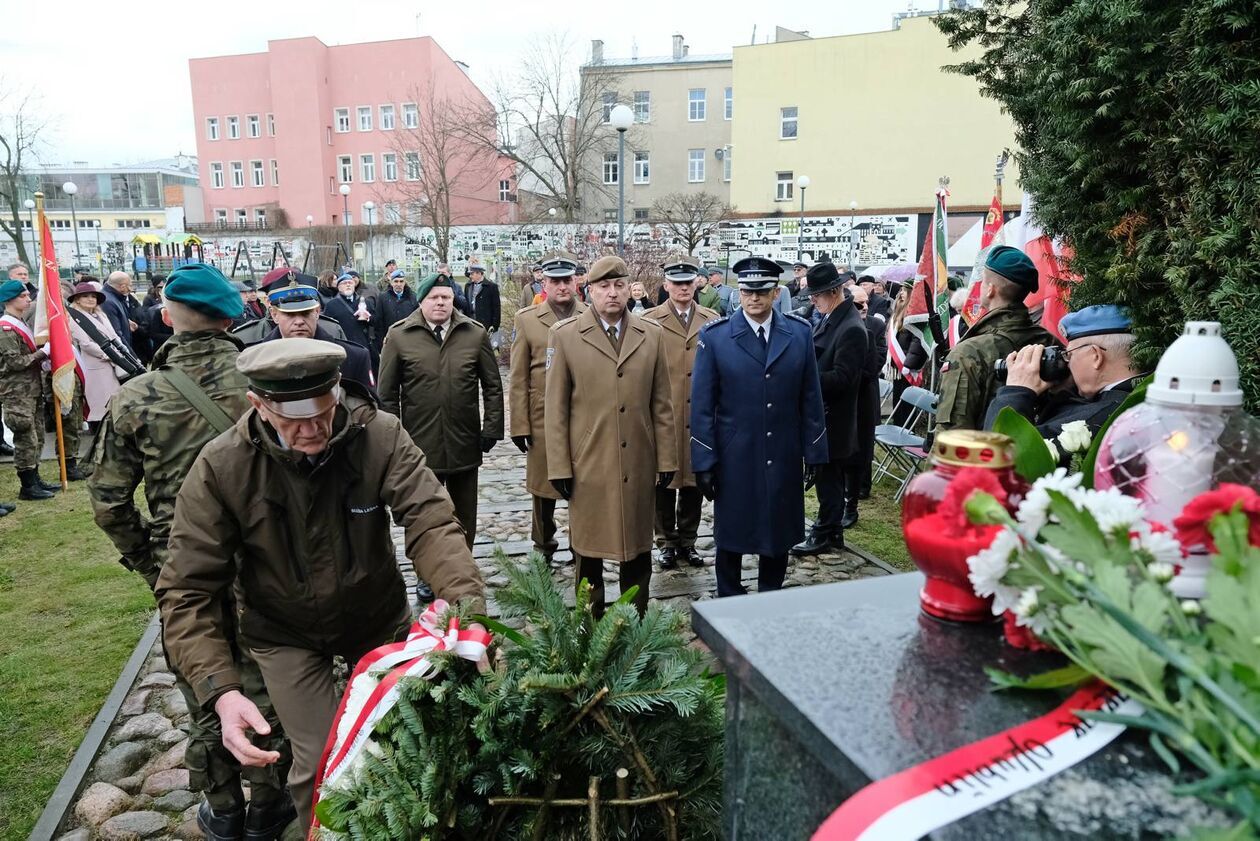  Obchody 84. rocznicy masowych deportacji Polaków na Sybir (zdjęcie 4) - Autor: DW