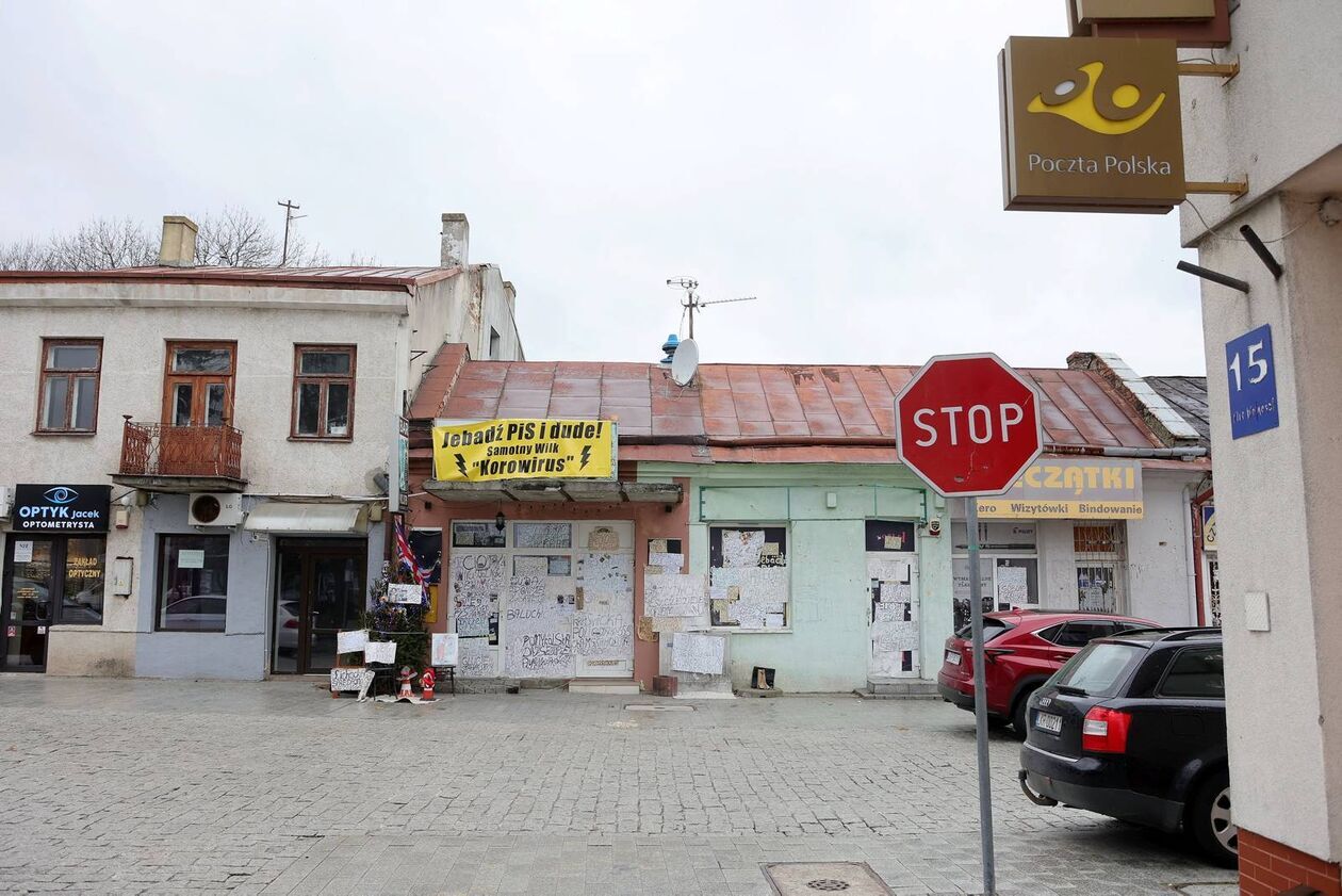  Baner na starym rynku w Kraśniku (zdjęcie 4) - Autor: Piotr Michalski